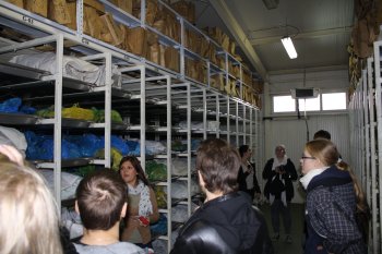 I kylrummet på PIP i Tuzla med kvarlevorna av över 1000 människor i säckarna