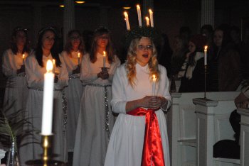 Alicia Jalava med följe