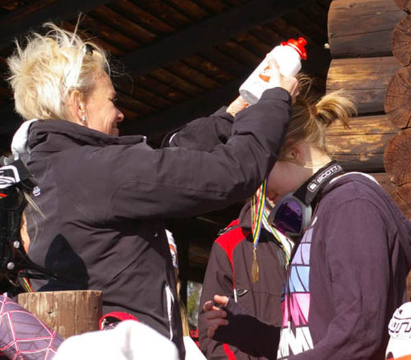 amanda får medalj